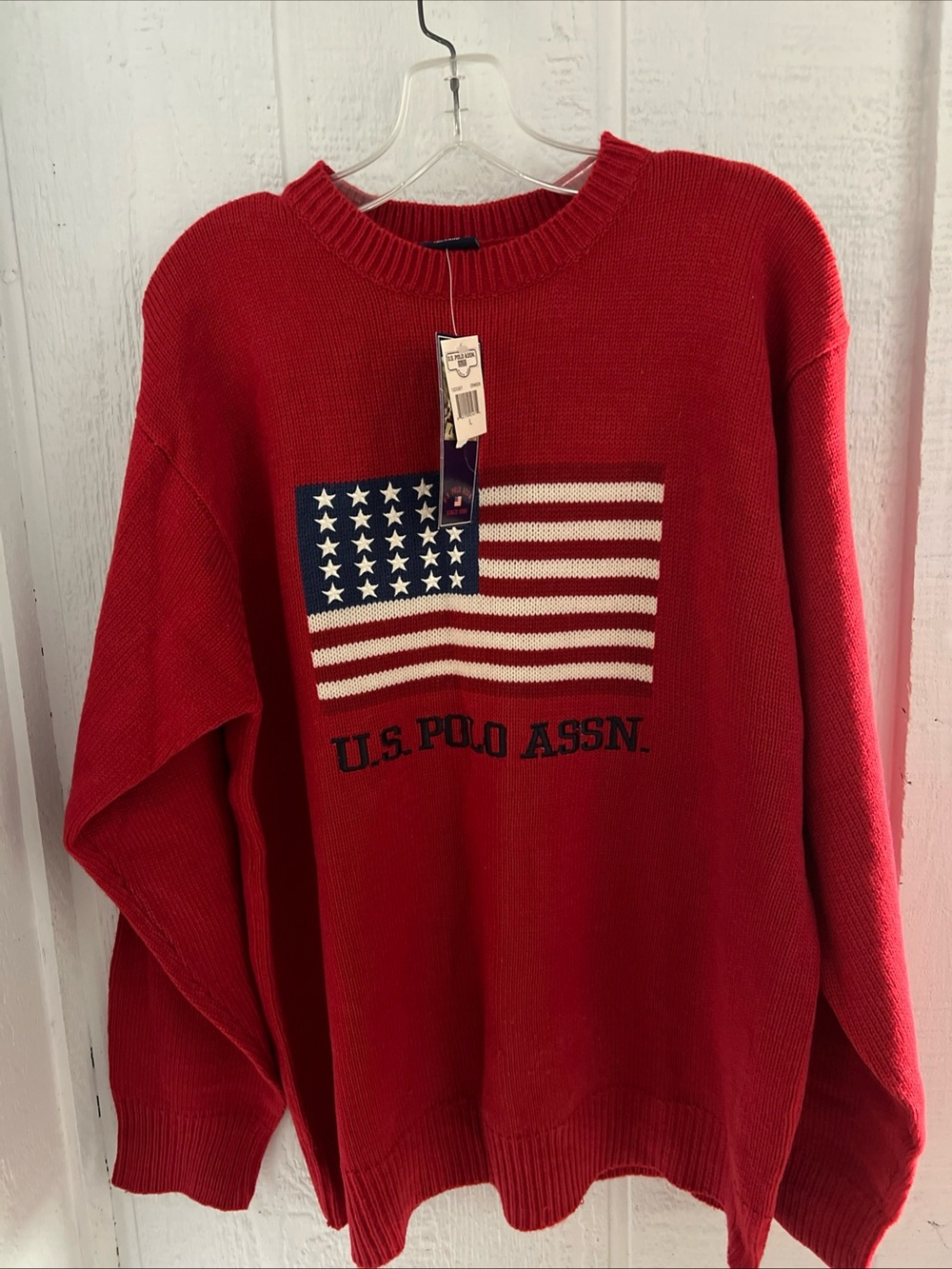 U.S. Polo Assn. Men’s Red Flag Crewneck Sweater size L NWT